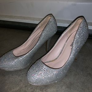 Size 6 heels